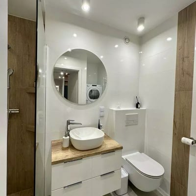 Long term rental two room apartment with parking and AC in Kraków Czyżyny district