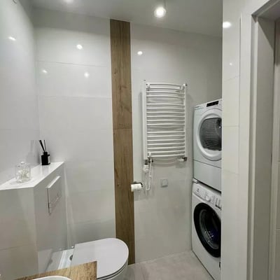 Long term rental two room apartment with parking and AC in Kraków Czyżyny district