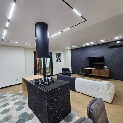 Long-term rental of a brand new two-bedroom apartment in Batumi near 6 May Park