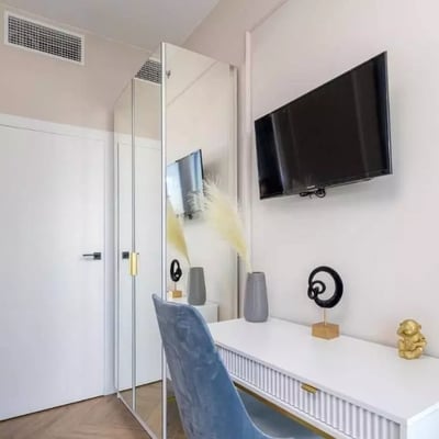 Long-term rental of a stylish apartment with a terrace in Wola (Warsaw), parking included