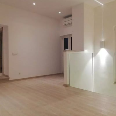 Long-term rental of a duplex penthouse in the center of Belgrade