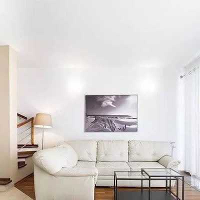 Long-term rental 220 m² house in a secured complex on Hufcowa St, Wrocław