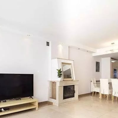 Long-term rental 220 m² house in a secured complex on Hufcowa St, Wrocław