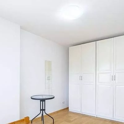 Long-term rental 220 m² house in a secured complex on Hufcowa St, Wrocław