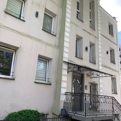 Long-term rental renovated 2-room 46 m² apartment on Kromera St, Wrocław