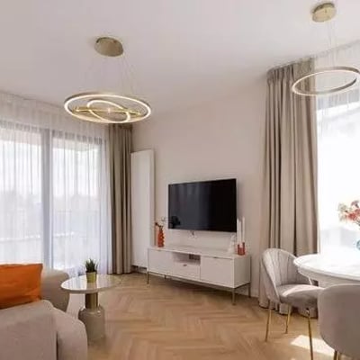 Long-term renta 3-room apartment with balcony and parking in Mokotów, Warsaw