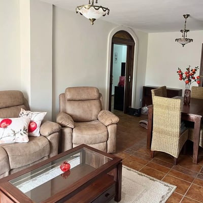 Long-term rental 3-bedroom apartment in Punta Prima, Alicante, Spain