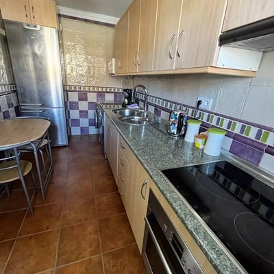 Long-term rental 3-bedroom apartment in Punta Prima, Alicante, Spain