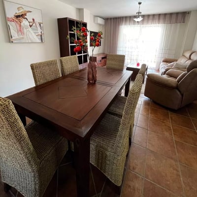 Long-term rental 3-bedroom apartment in Punta Prima, Alicante, Spain