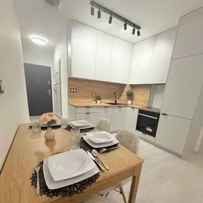 Long-term rental stylish apartment with parking included, Wrocław, Poland