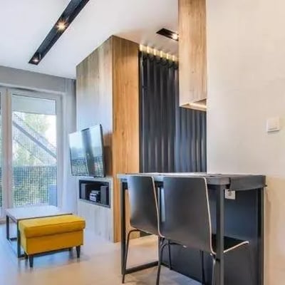 Долгосрочная аренда уютной квартиры рядом с рекой Вислой в Кракове