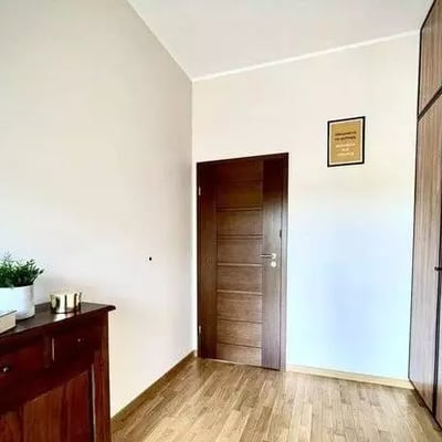 Long-term rental — Spacious 3-room apartment with a balcony, Praga-Południe, Warsaw