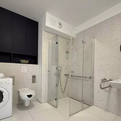 Long-term rental cozy 1-room apartment with balcony and pet-friendly, Wrocław