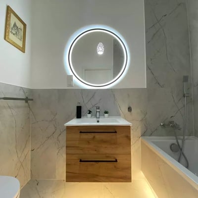 Alquiler a largo plazo departamento de 2 habitaciones con balcón y aire acondicionado en Breslavia