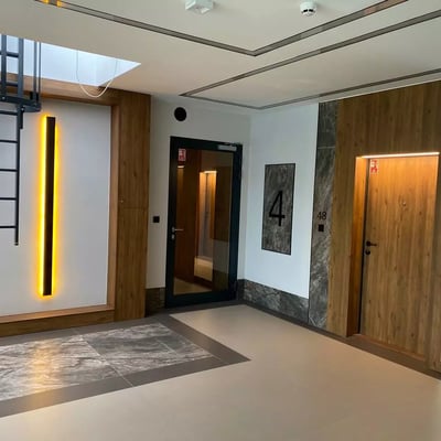 Alquiler a largo plazo departamento de 2 habitaciones con balcón y aire acondicionado en Breslavia