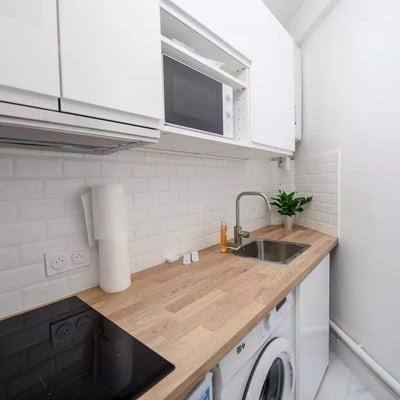 Long-term rental 12 m² studio in the 16th district of Paris