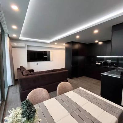 Long-term rental 1-bedroom apartment with sea view, Batumi