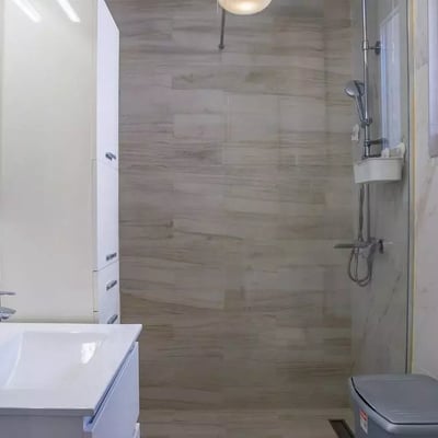 Long-term rent 3-room apartment in Vračar, Belgrade, 58m², with air conditioning and dishwasher