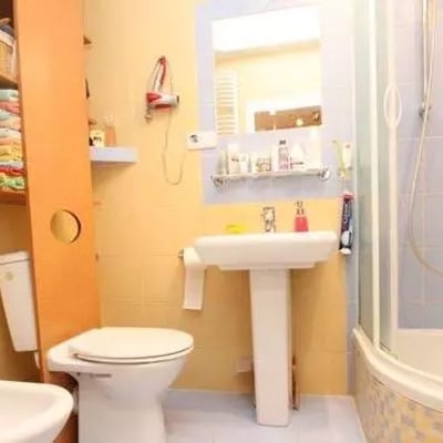 Long-Term rental 2-room apartment with two balconies and parking in Wrocław