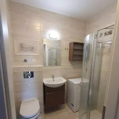 Long-term rental spacious 4-room apartment in Wrocław
