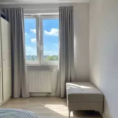 Long-term rental of a bright 3-room flat with balcony and parking ideal for a family in Wrocław