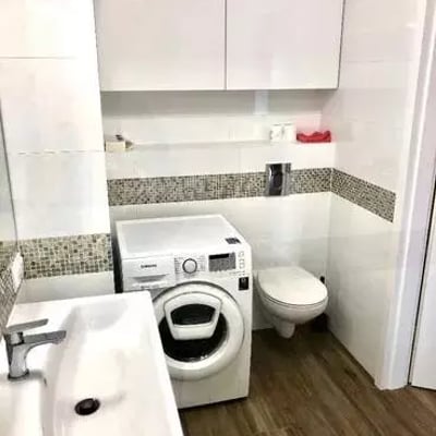 Long-term rental of a 2-room apartment 44 m² close to the city center, Wroclaw