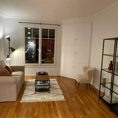Long-term rental of a 2-room apartment in the 16th arrondissement, Paris, France