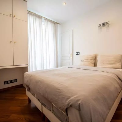 Long-term rental of a 2-room apartment 30 m² in the 16th arrondissement, Paris, France