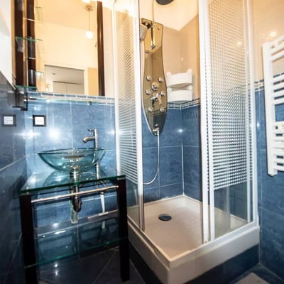 Long-term rental of a 2-room apartment 30 m² in the 16th arrondissement, Paris, France