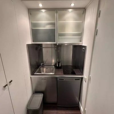 Long-term rental studio 22 m² in the 16th arrondissement, Paris, France