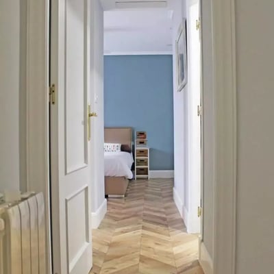 Long-term rental of a cozy 3-bedroom apartment with heating and AC in Elche, Spain