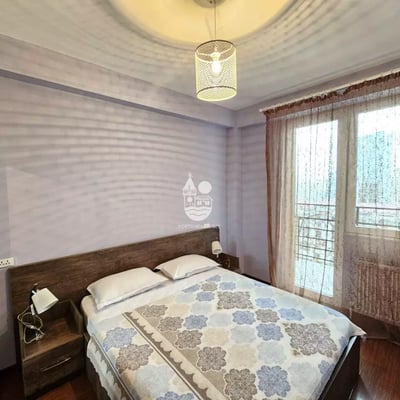 Alquiler a largo plazo amplio apartamento 3+1 en Batumi, Georgia