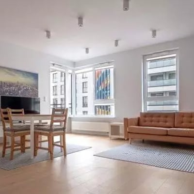 Долгосрочная аренда уютной двухкомнатной квартиры с балконом в районе Мокотув, Варшава, Польша