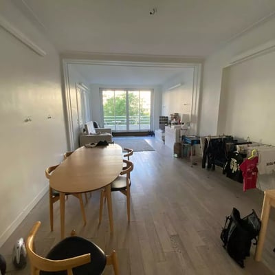 Alquiler a largo plazo apartamento de 5 habitaciones 112m² con balcón en el distrito 16 de París