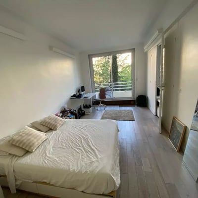 Long-term rental 5-room apartment 112m² with balcony in the 16th arrondissement of Paris