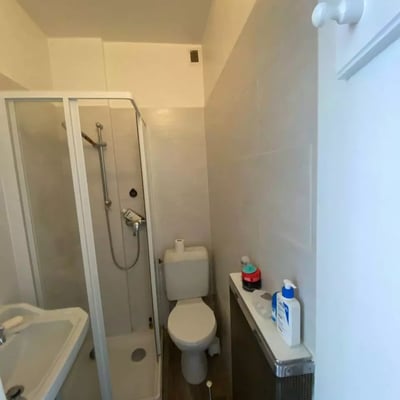 Long-term rental 5-room apartment 112m² with balcony in the 16th arrondissement of Paris