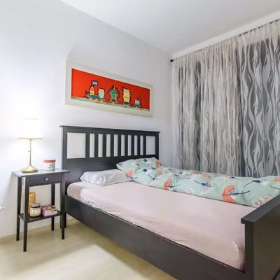 Long-term rental in Belgrade: 2-room apartment, 45 m² with balcony and heating