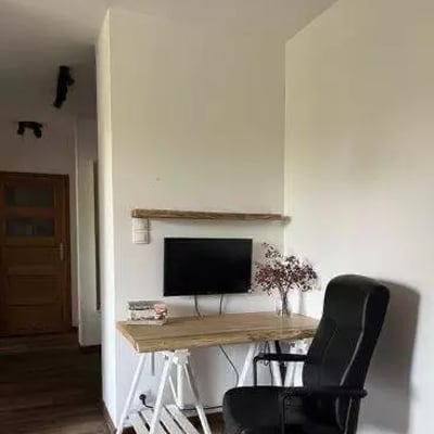 Long-term rental in Kraków modern 2-room apartment, 49 m², with balcony, Dębniki district