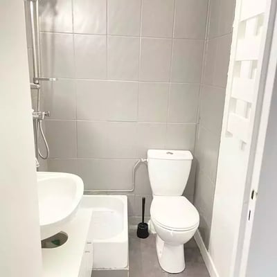 Long-term rental near Paris — 2-room 40 m² apartment with small balcony on the ground floor in Villers-sur-Mer