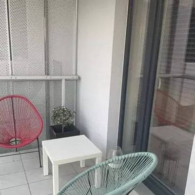 Долгосрочная аренда в Варшаве — 2-комнатная квартира 47 м² с просторным балконом и паркингом, Praga-Południe