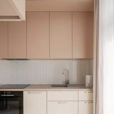 Долгосрочная аренда в Варшаве, Ochota — 2-комнатная квартира 45 м² с террасой и кондиционером