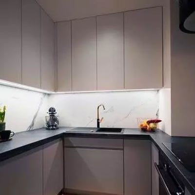 Long-term rental in Warsaw — 3-room 57 m² apartment with balcony and parking space on Instalatorów Street, Włochy