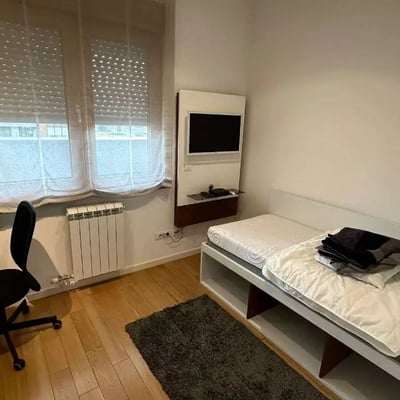 Long-term rental in Belgrade — bright 126 m² penthouse with 2 bedrooms and terrace in premium A Block, New Belgrade