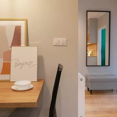 Long-term rental in Wrocław — 43 m², 3-room apartment in Angel City with separate kitchen, gym and parking