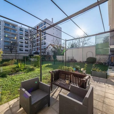 Long-term rental in France — 90 m², 3-room apartment with garden and elevator in Reuil-Malmaison (Paris suburb)