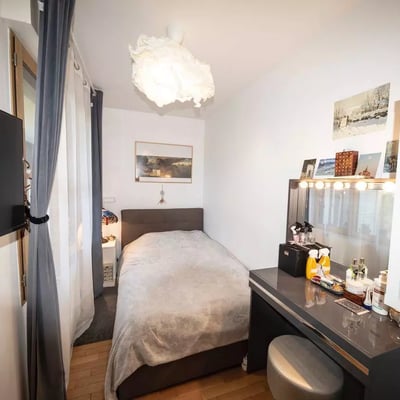 Alquiler a largo plazo en Francia — piso de 90 m², 3 habitaciones con jardín y ascensor en Reuil-Malmaison (suburbio de París)