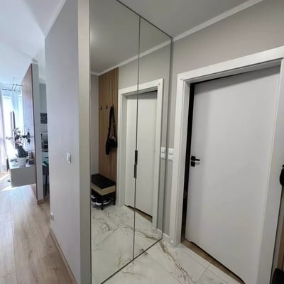 Long-term rental of a modern 54 m² 2-room apartment with a balcony in the quiet Mistrzejowice area, Krakow