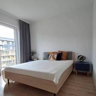 Долгосрочная аренда современной 3-комнатной квартиры 54 м² с балконом в районе Подгуже, Краков