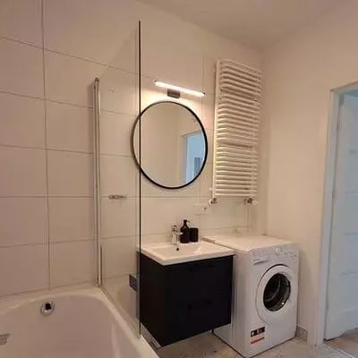 Long-term rental of a modern 54 m² 3-room apartment with a balcony in the Podgórze district, Krakow