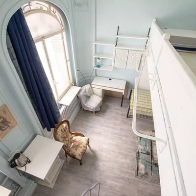 Alquiler a largo plazo de un estudio de 22 m² con altillo de 10 m² en la calle Lafayette, distrito 10 de París